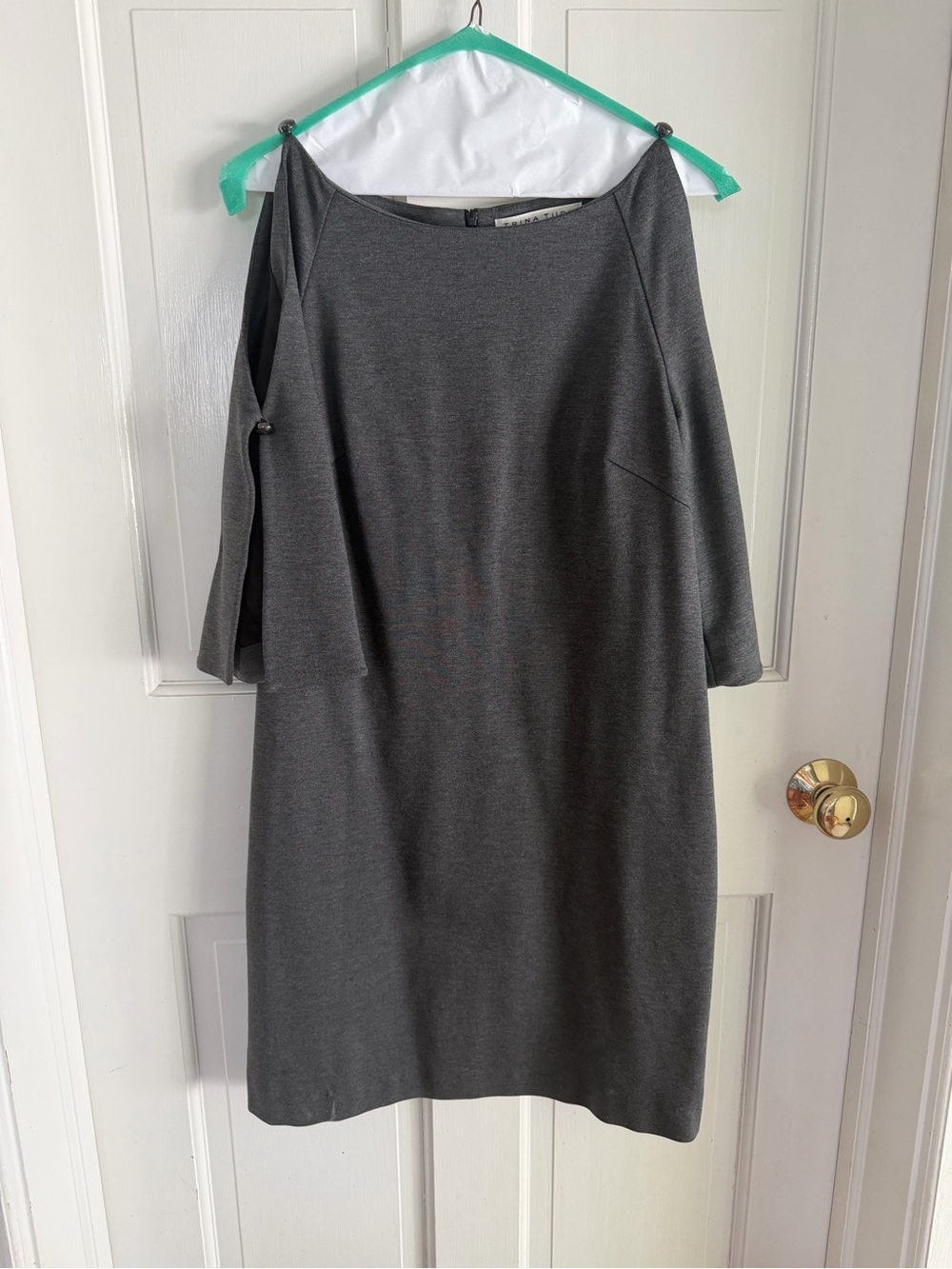 Trina Turk Gray Ponte Knit Shift Dress 3/4 Sleeve Size 4